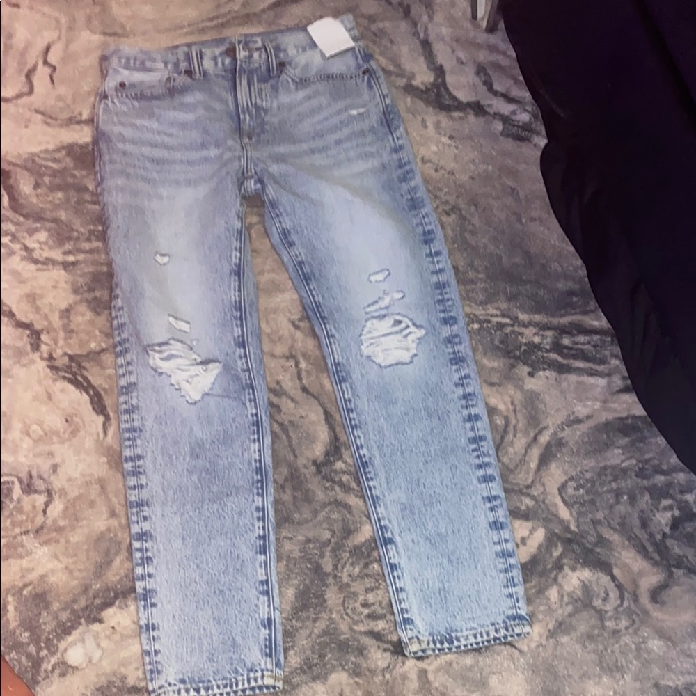 American Eagle Distressed Light Blue Jeans